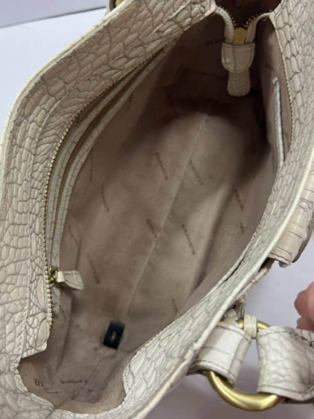 Brahmin Melbourne Croc-Embossed Leather Satchel Vanilla Beige w/Gold Hardware - Picture 7 of 13